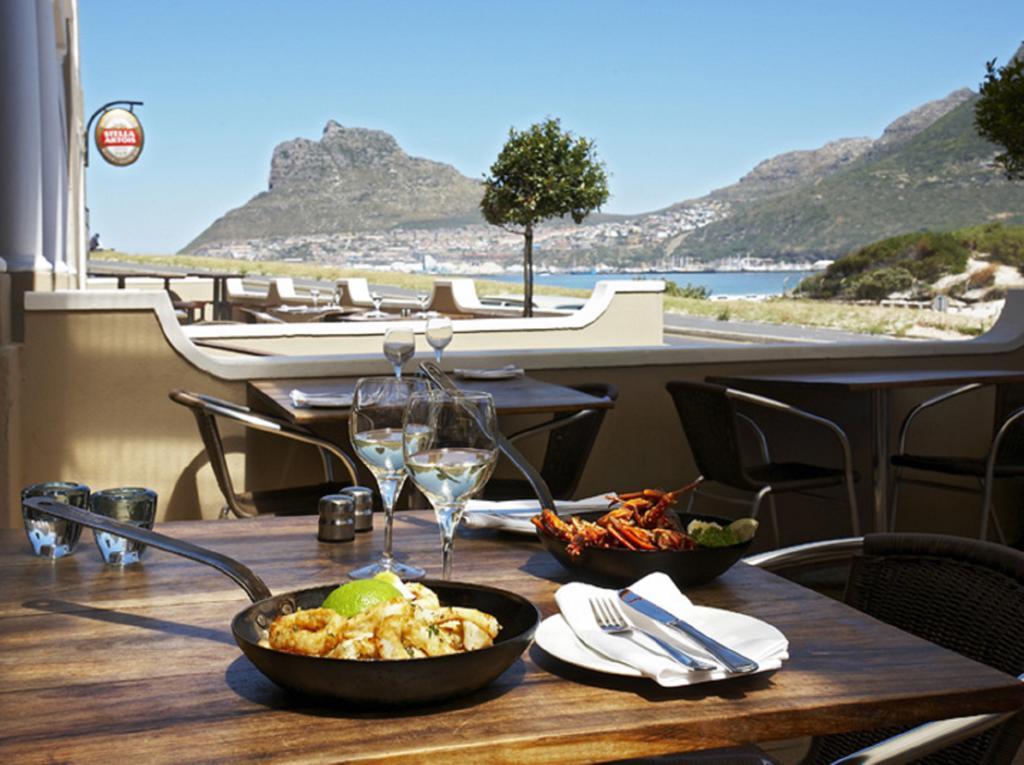Chapmans Peak Beach Hotel Hout Bay Esterno foto