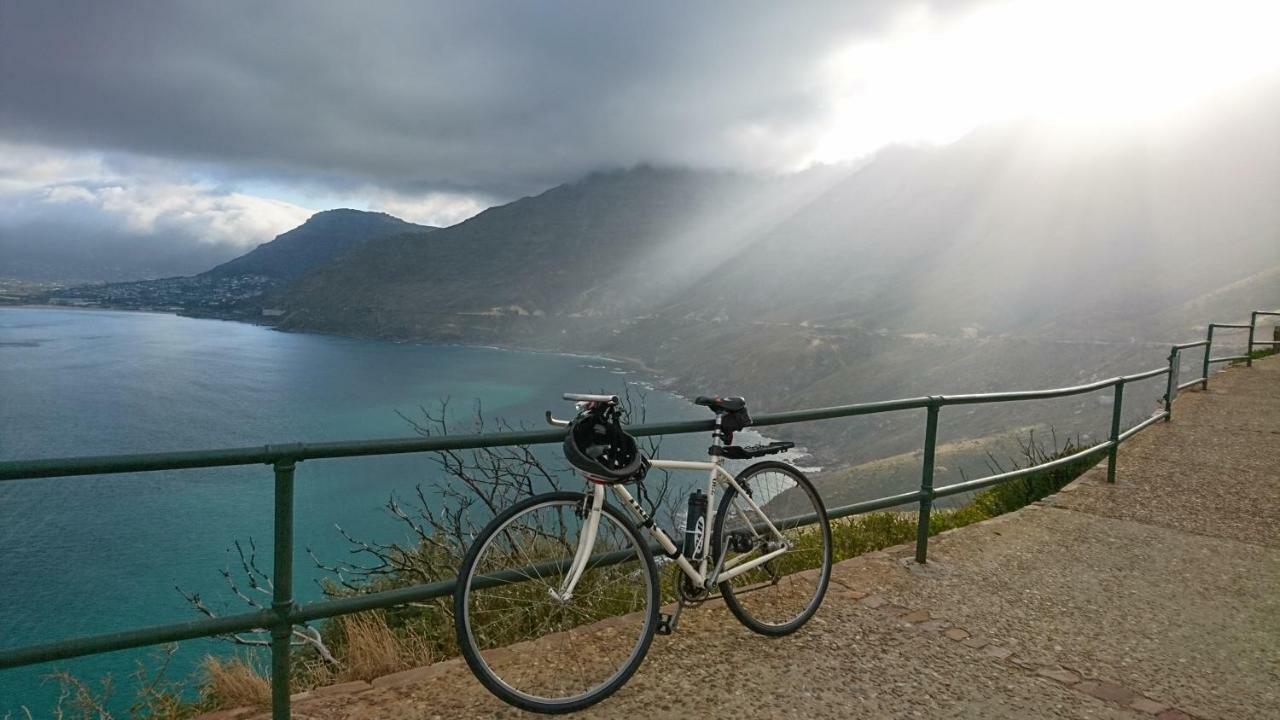 Chapmans Peak Beach Hotel Hout Bay Esterno foto