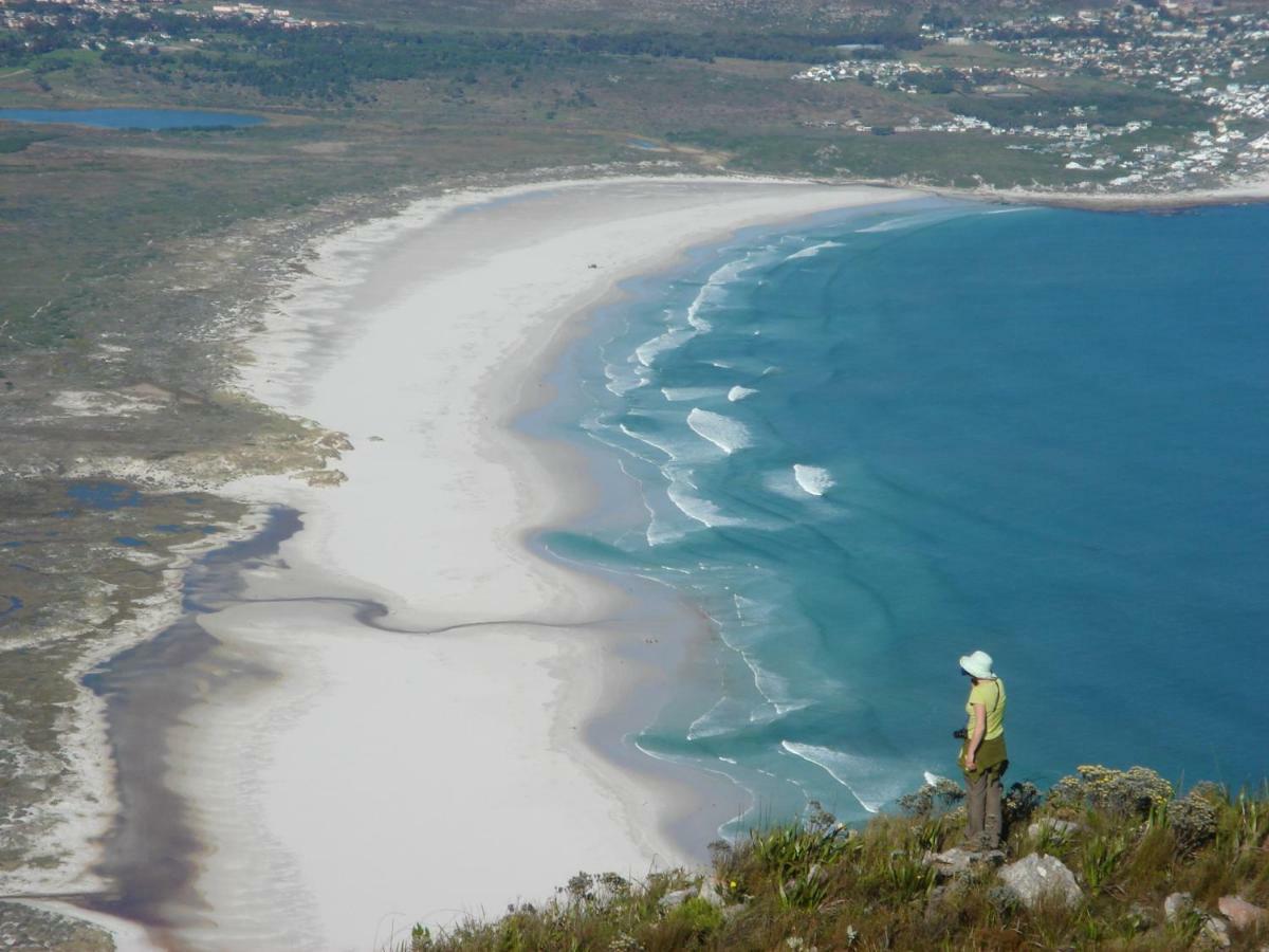 Chapmans Peak Beach Hotel Hout Bay Esterno foto